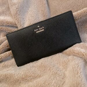 NWOT Kate Spade Cameron Street Large Stacy Bifold Wallet, BLACK